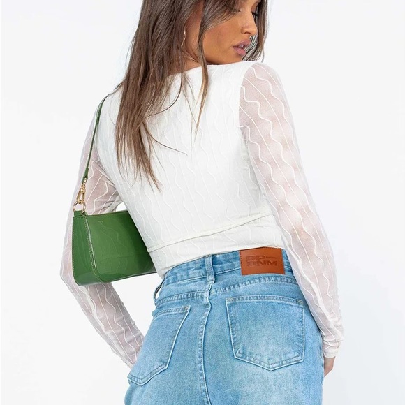 Brand new- tag still on! Princess Polly white size 4 - Picture 7 of 7